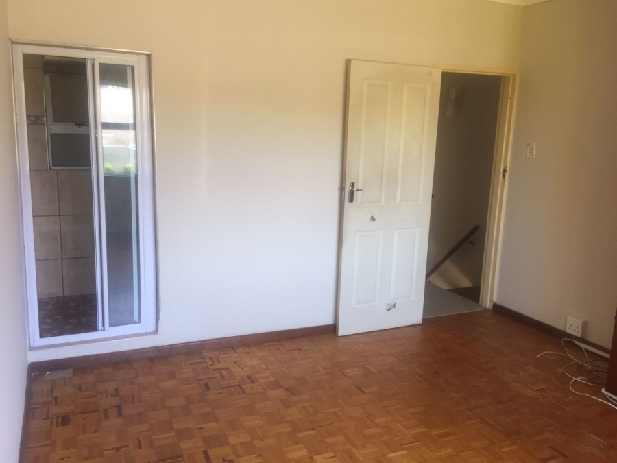 To Let 3 Bedroom Property for Rent in Amalinda Eastern Cape